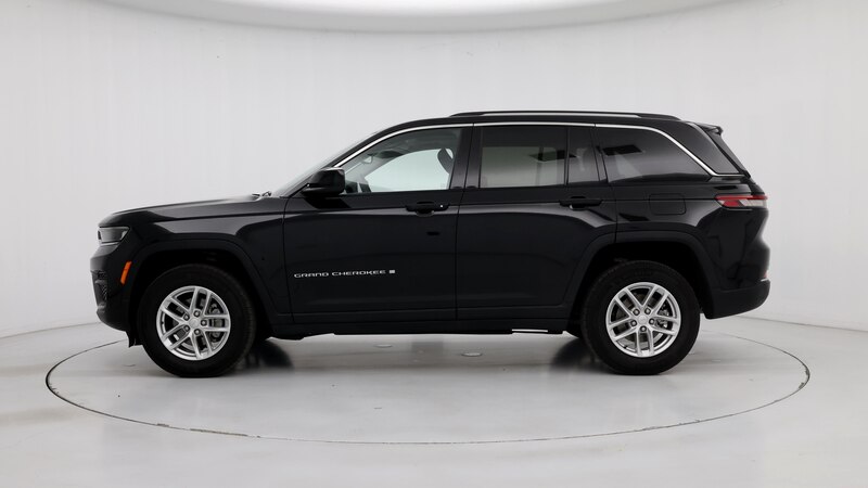 2023 Jeep Grand Cherokee Laredo 3