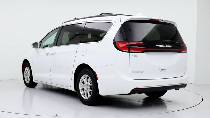 2022 Chrysler Pacifica Touring L 2