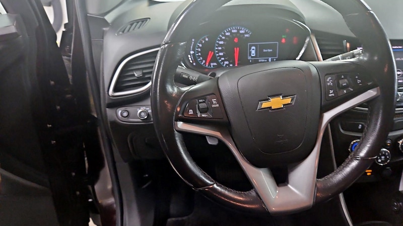 2022 Chevrolet Trax LT 10