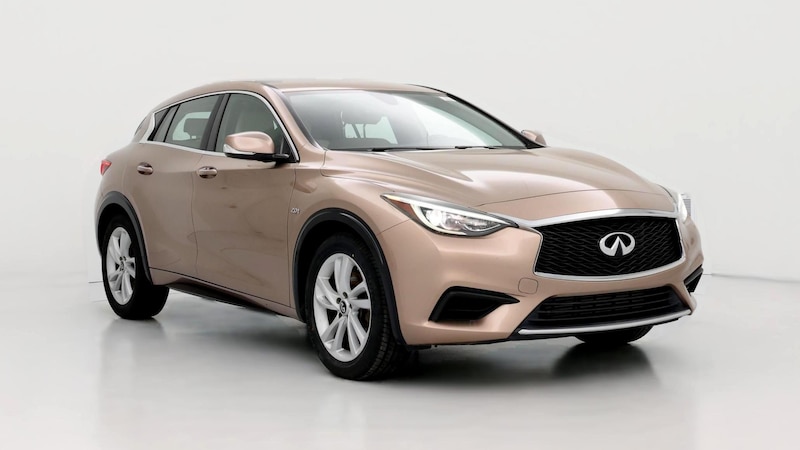 2018 INFINITI QX30 Luxury Hero Image