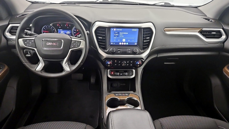 2022 GMC Acadia SLE 9