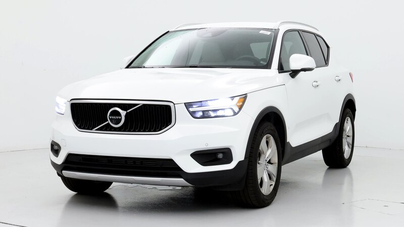 2022 Volvo XC40 T4 Momentum 4