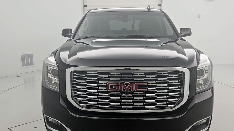 2018 GMC Yukon Denali 2