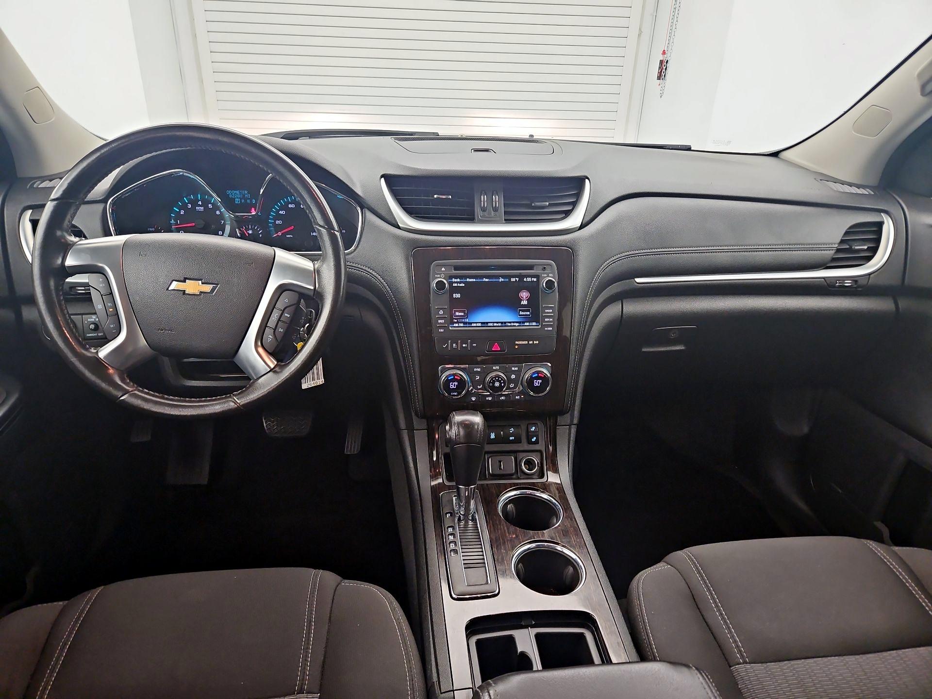 Thumbnail: 2016 Chevrolet Traverse - 9