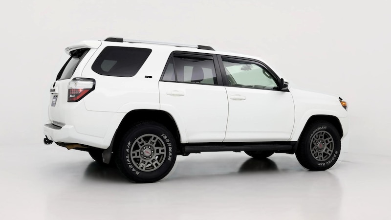 2019 Toyota 4Runner SR5 Hero Image