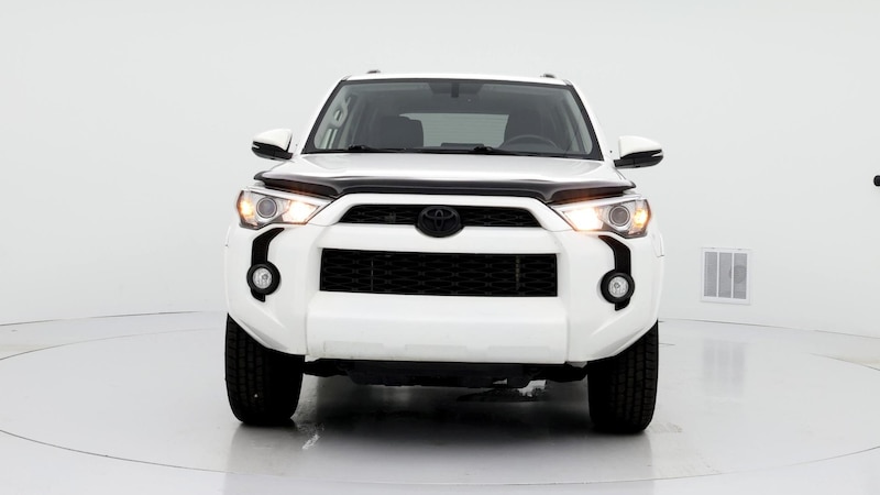 2019 Toyota 4Runner SR5 3