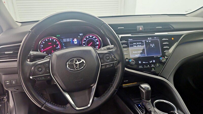 2019 Toyota Camry XSE 9