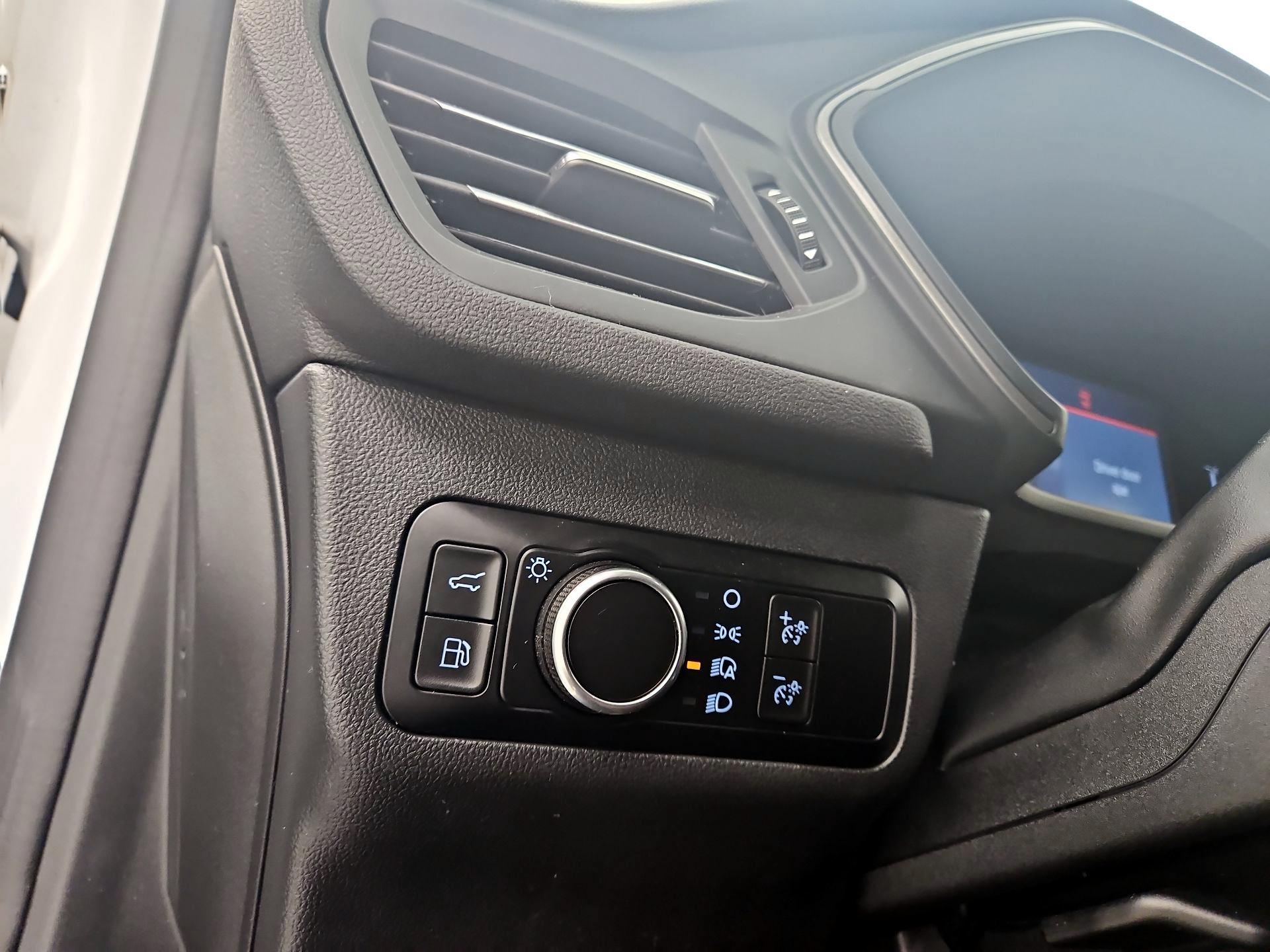 Thumbnail: 2023 Ford Escape - 13