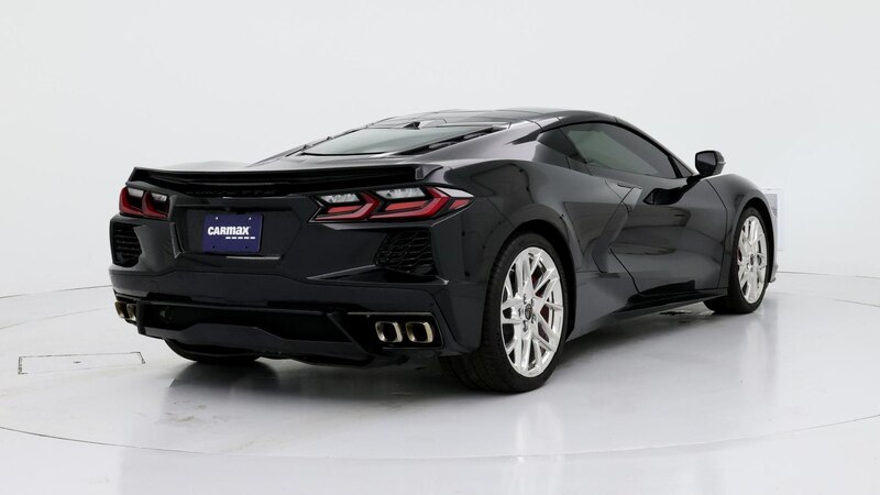 2024 Chevrolet Corvette Stingray 8