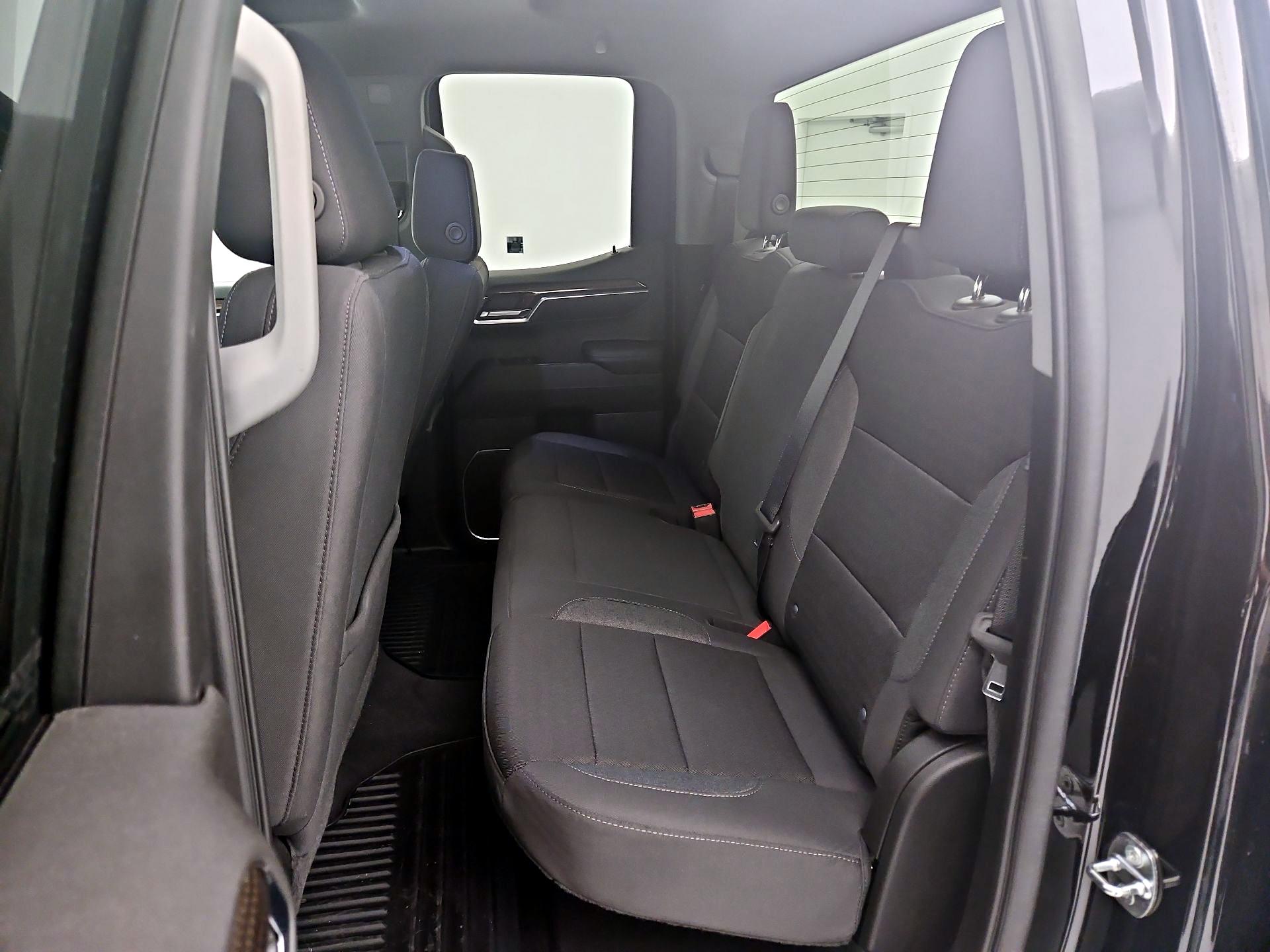 Thumbnail: 2022 Chevrolet Silverado 1500 - 19