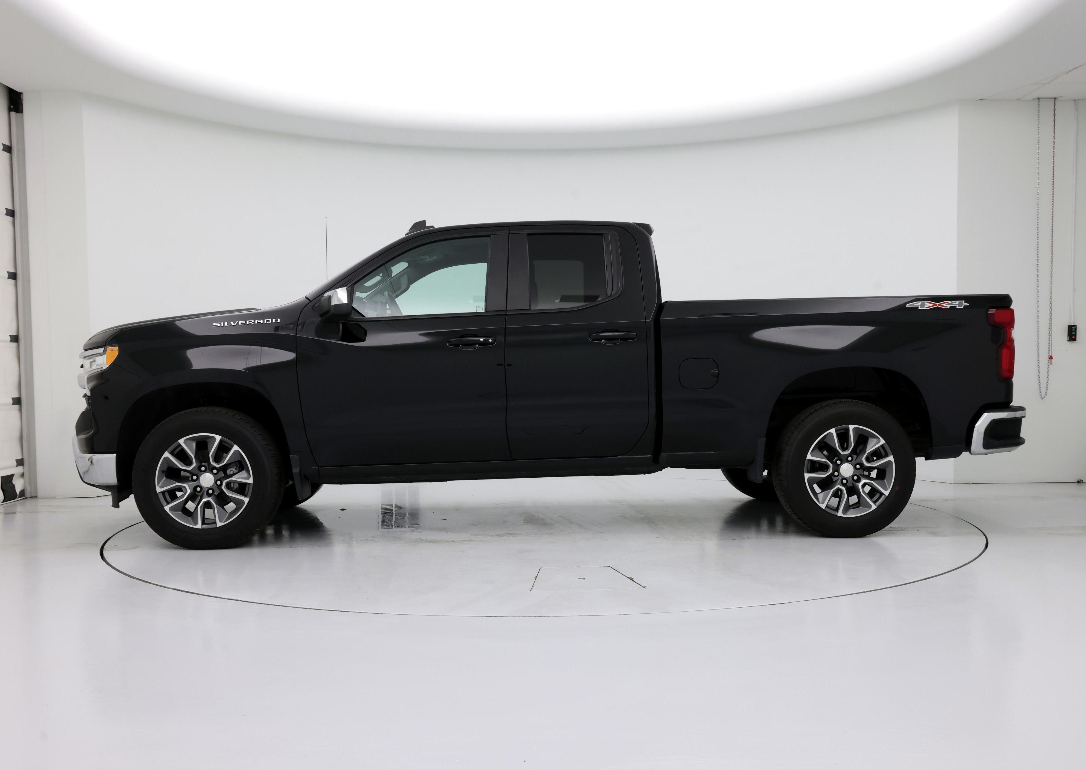 Thumbnail: 2022 Chevrolet Silverado 1500 - 3