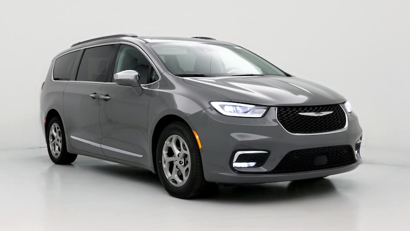 2022 Chrysler Pacifica Limited Hero Image