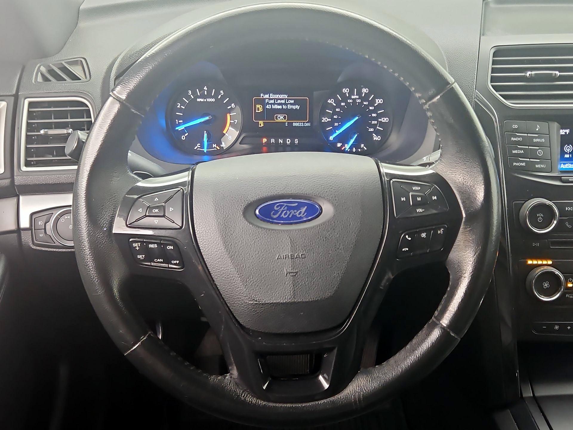 Thumbnail: 2017 Ford Explorer - 10