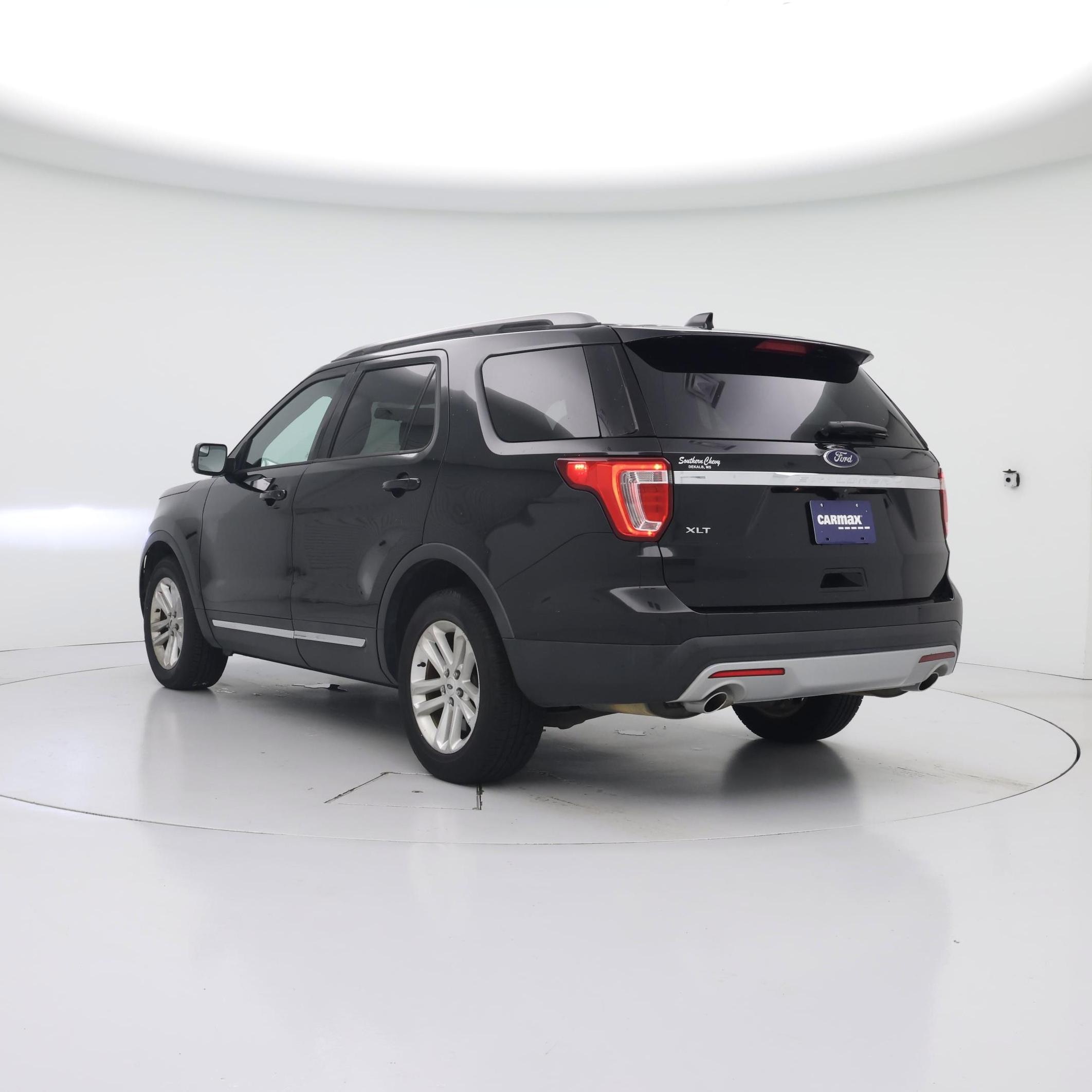 Thumbnail: 2017 Ford Explorer - 2