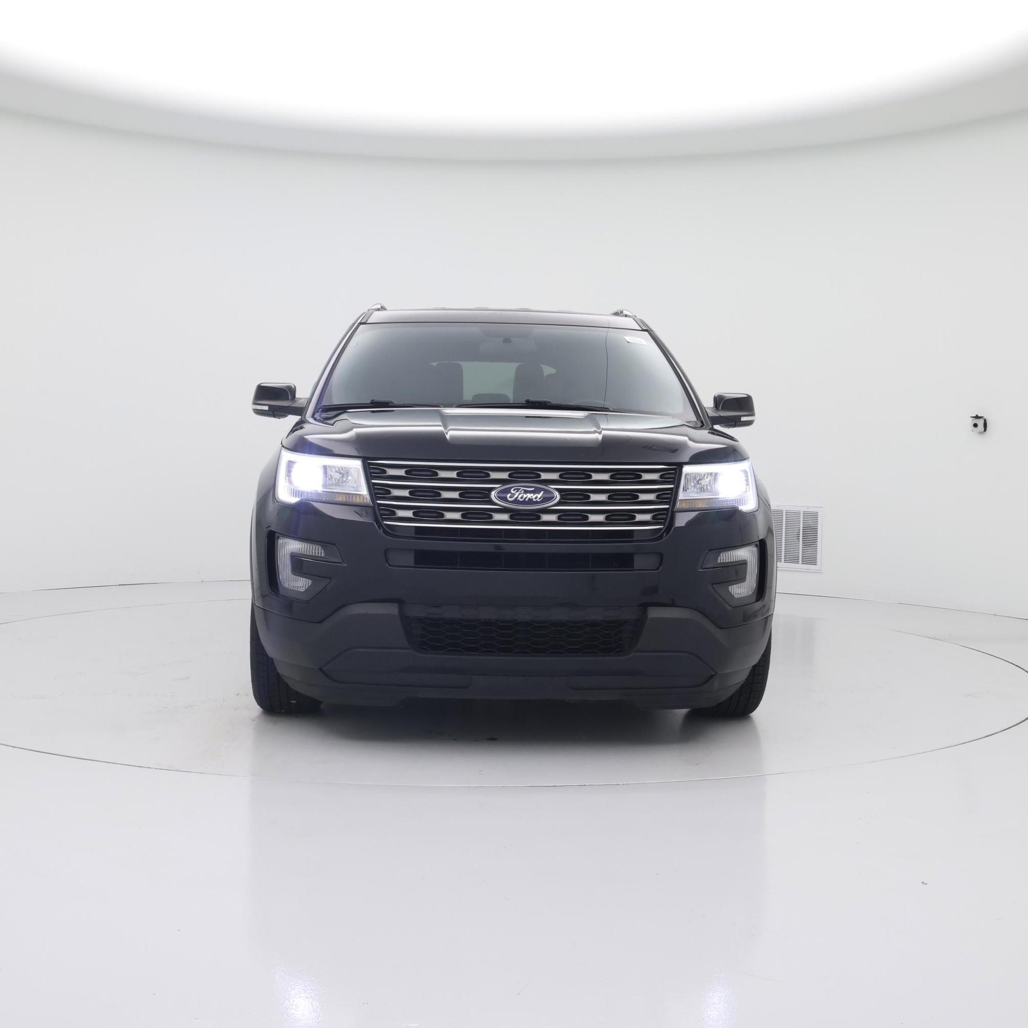 Thumbnail: 2017 Ford Explorer - 5