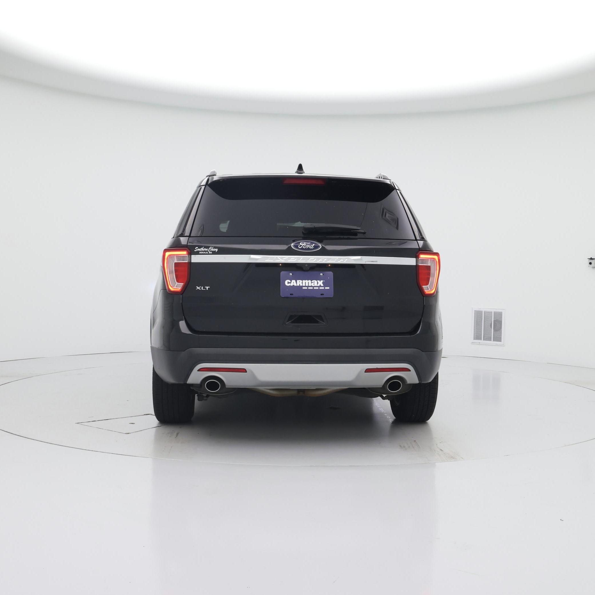 Thumbnail: 2017 Ford Explorer - 6