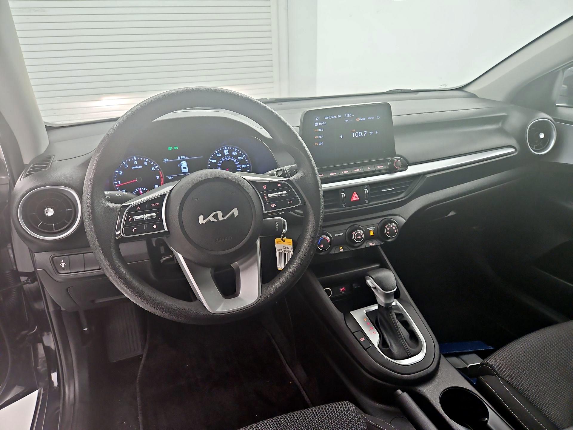 Thumbnail: 2023 Kia Forte - 9