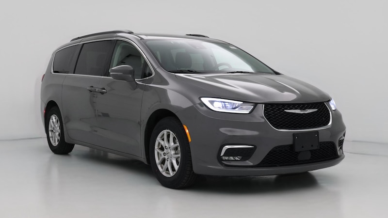 2022 Chrysler Pacifica Touring L Hero Image