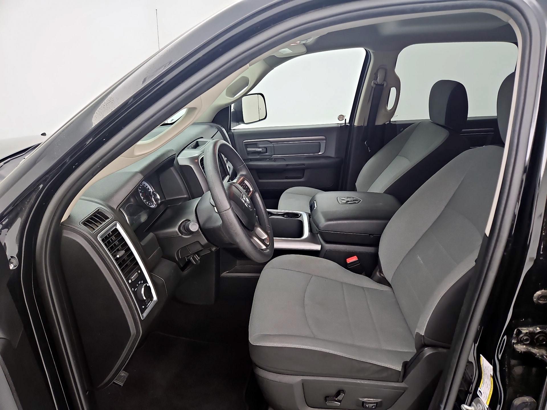 Thumbnail: 2022 RAM 1500 Classic - 11