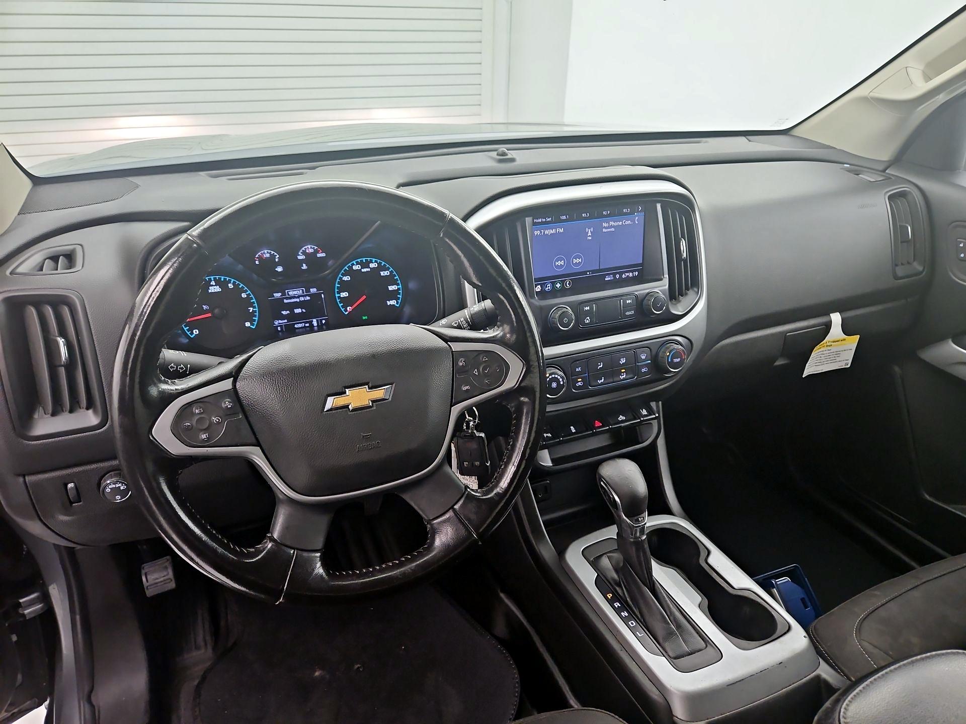 Thumbnail: 2022 Chevrolet Colorado - 9