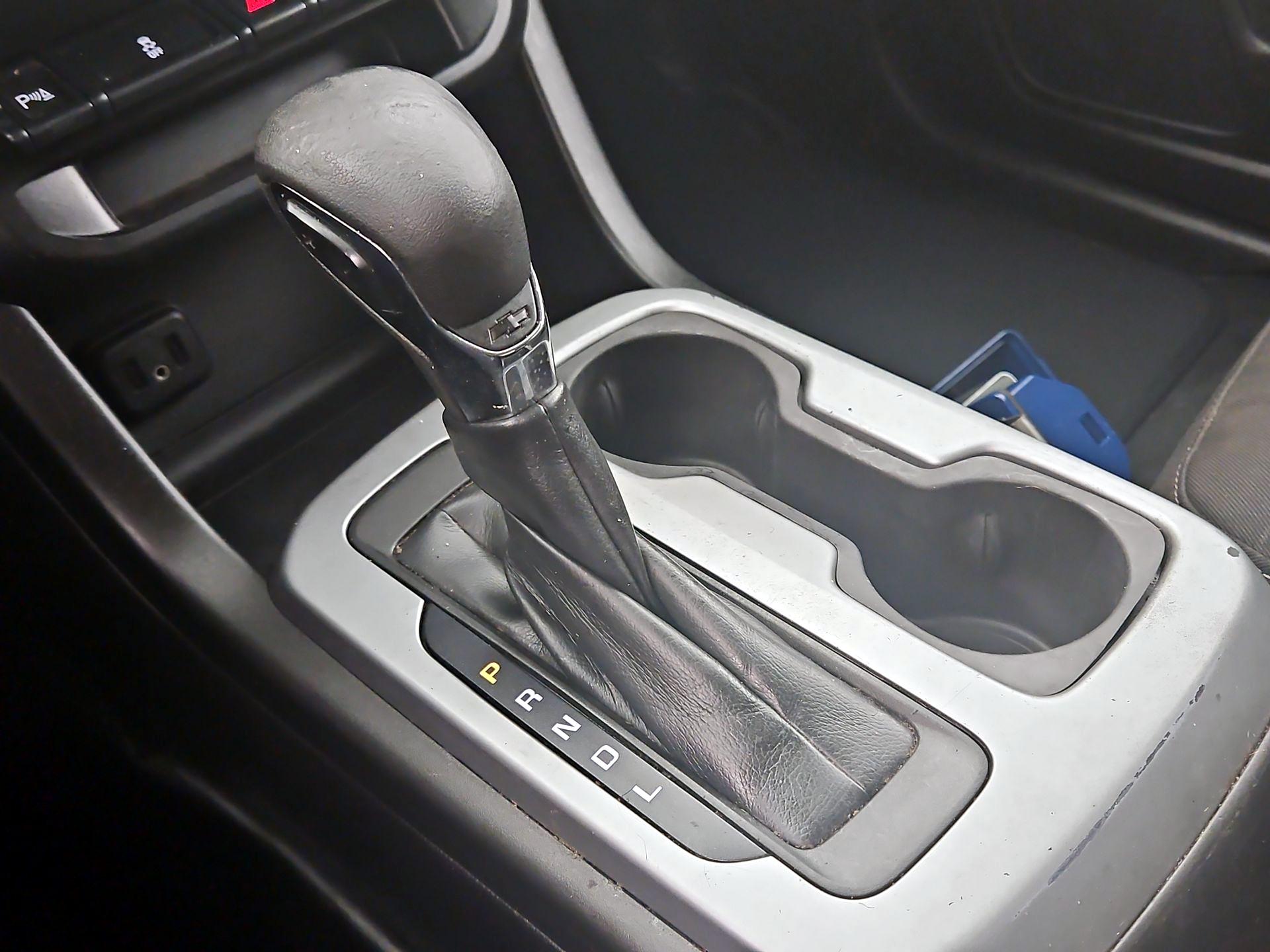 Thumbnail: 2022 Chevrolet Colorado - 17