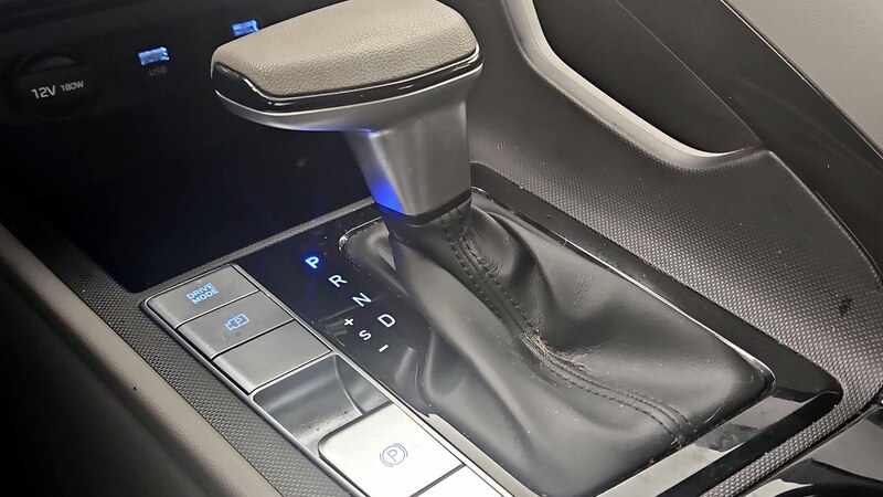 2021 Hyundai Elantra Blue 17