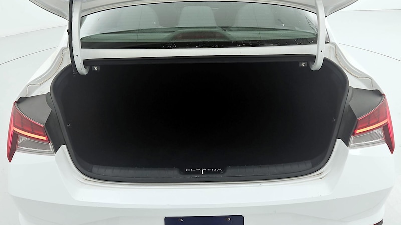 2021 Hyundai Elantra Blue 20