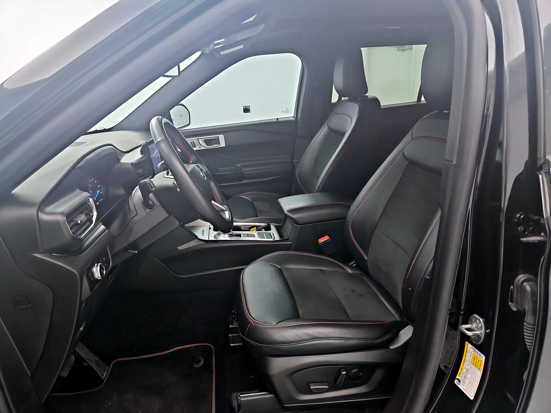 Thumbnail: 2023 Ford Explorer - 11