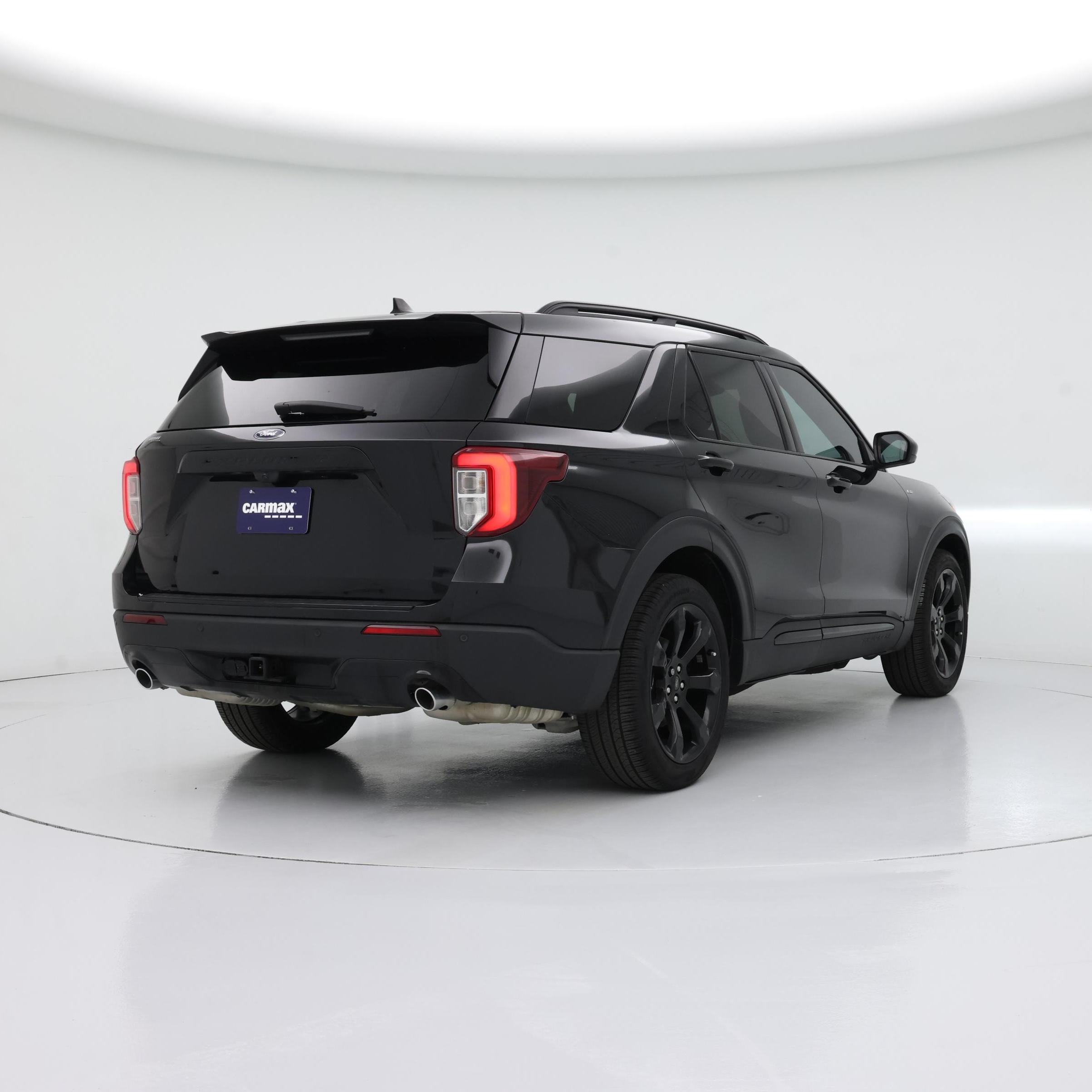 Thumbnail: 2023 Ford Explorer - 8