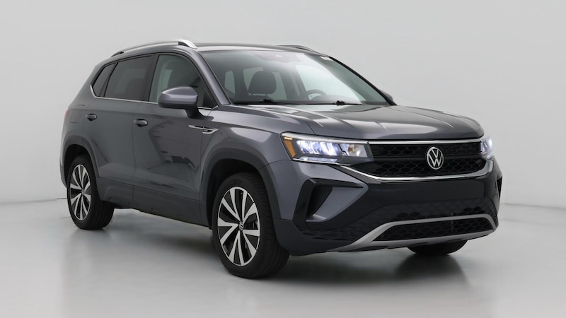 2023 Volkswagen Taos SE Hero Image