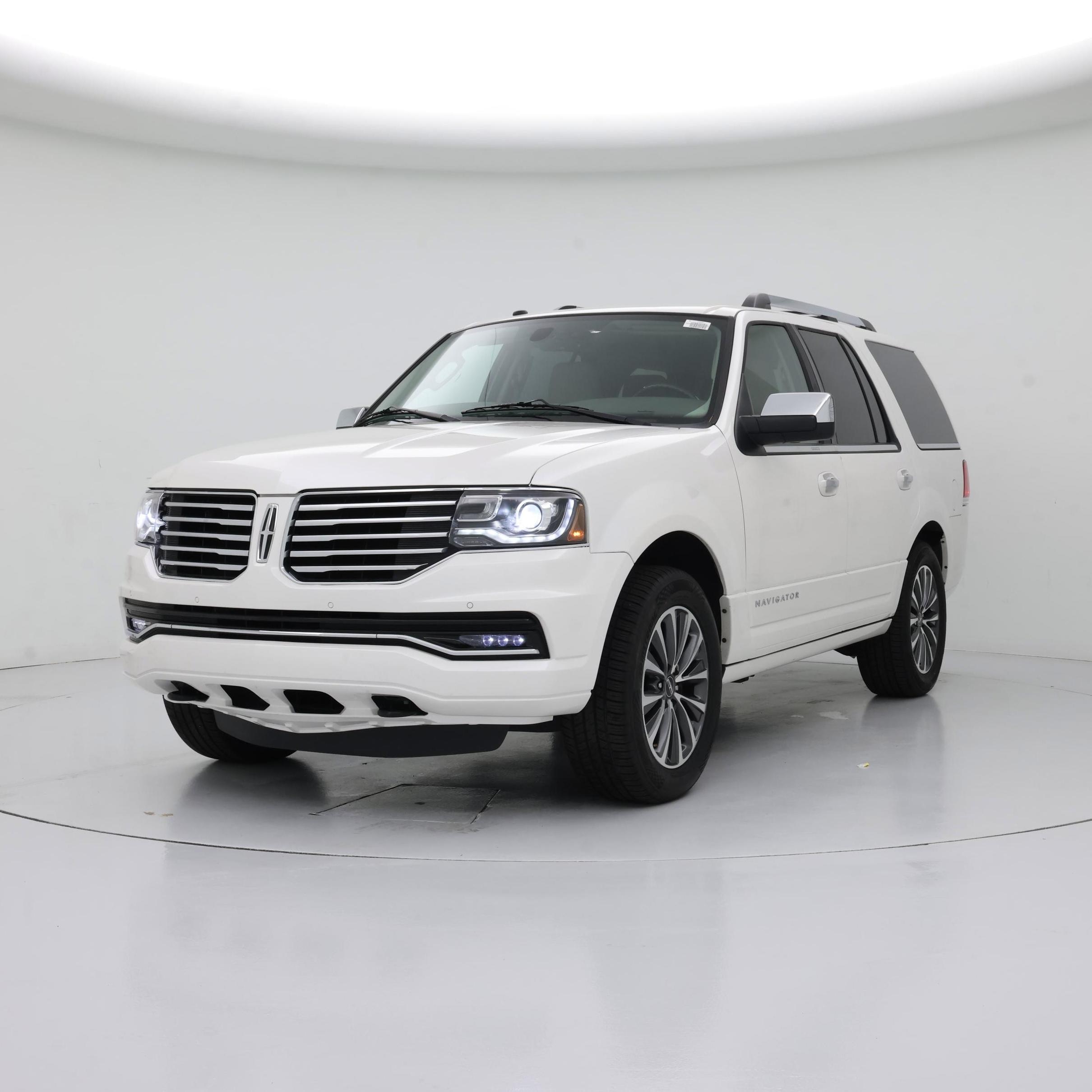 Thumbnail: 2017 Lincoln Navigator - 4