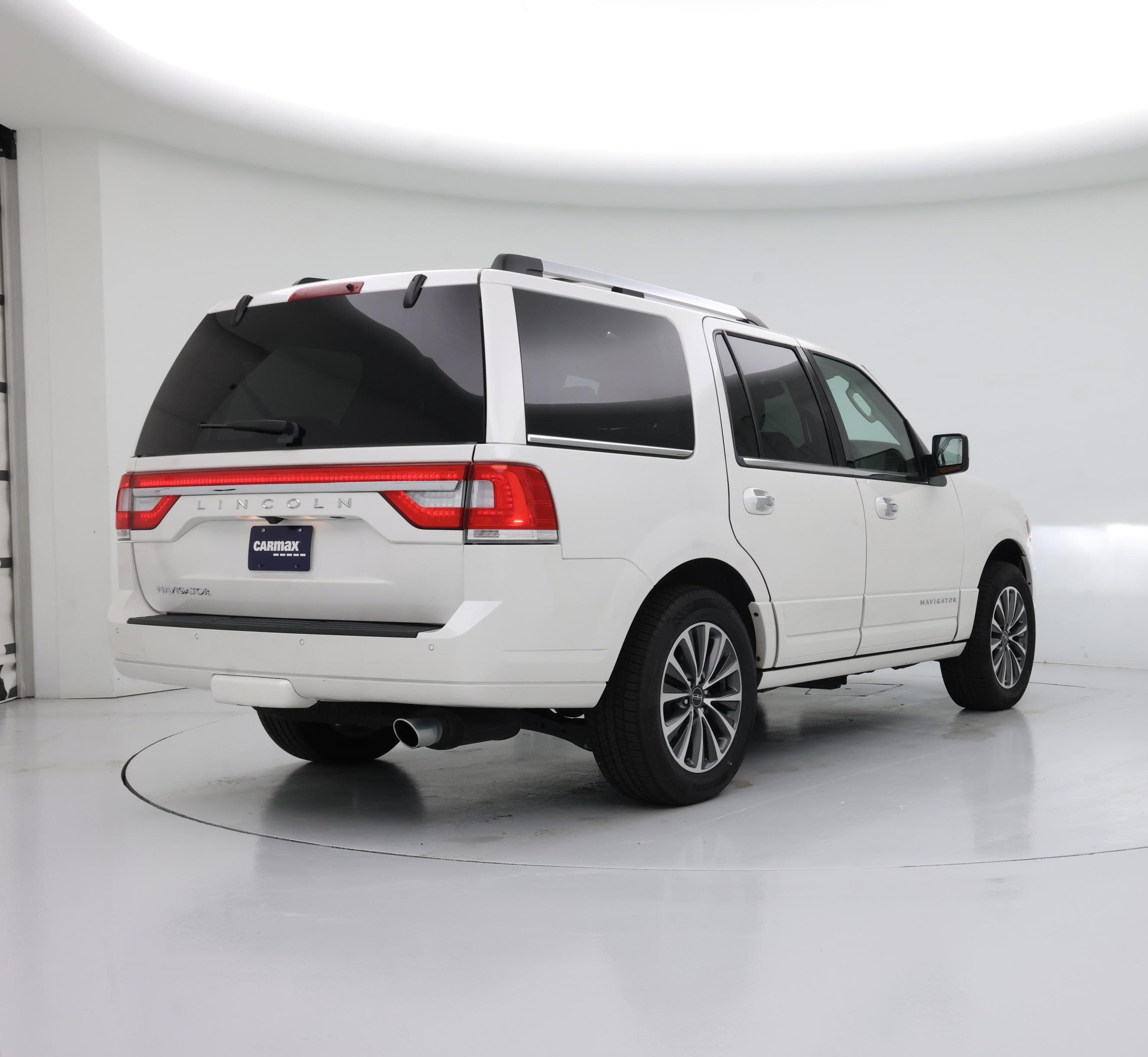 Thumbnail: 2017 Lincoln Navigator - 8