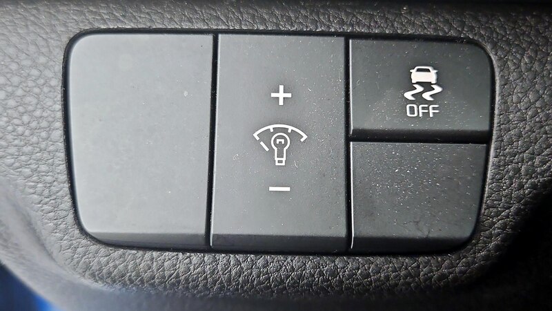 2023 Kia Rio LX 13