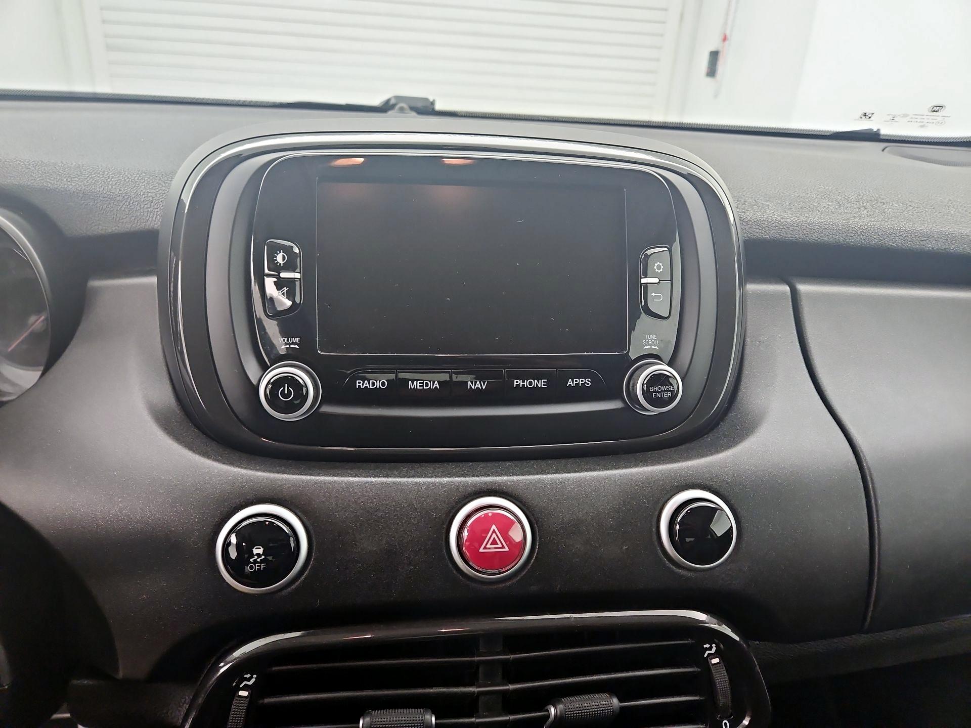 Thumbnail: 2017 Fiat 500X - 15