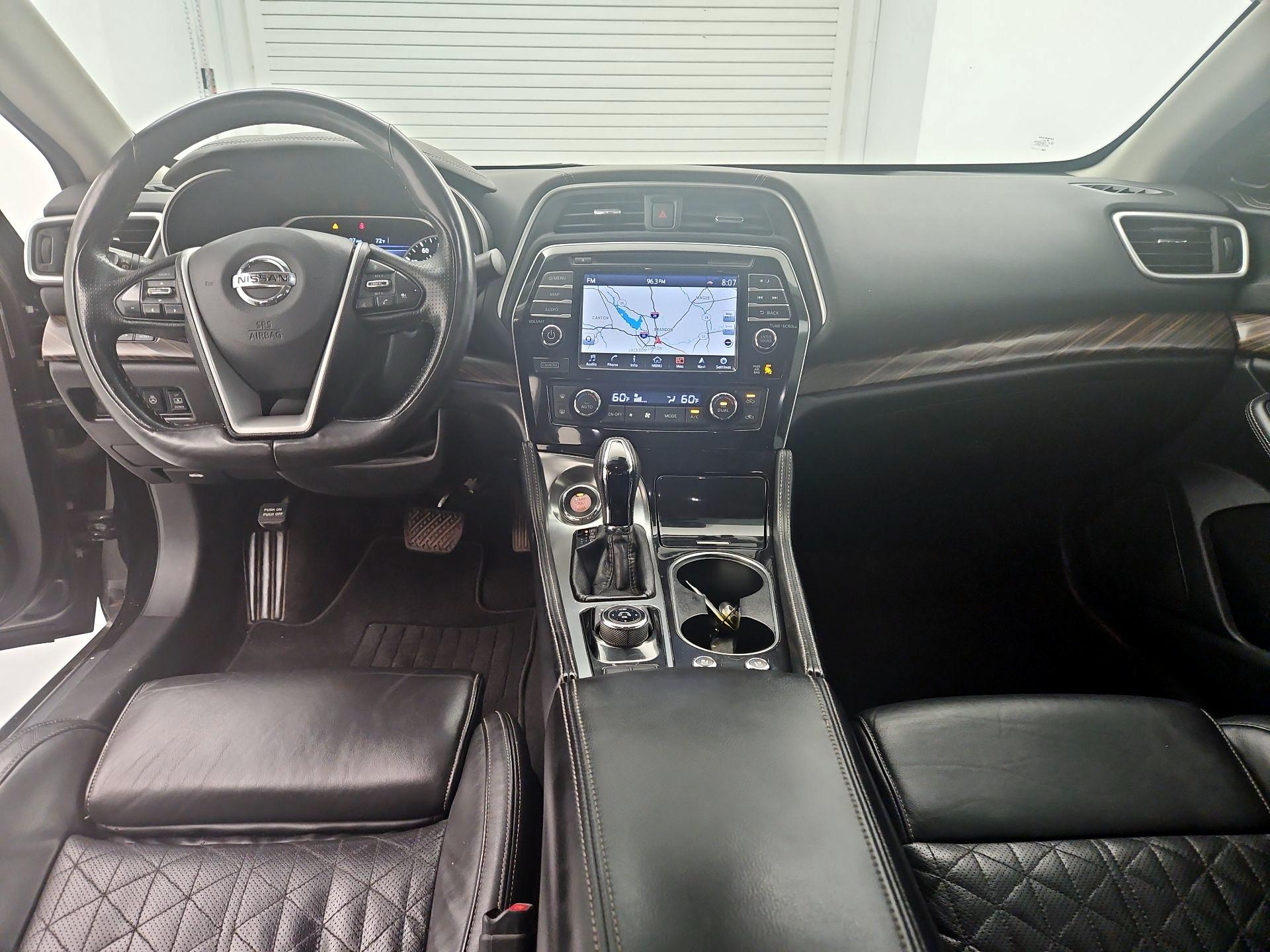 Thumbnail: 2016 Nissan Maxima - 9