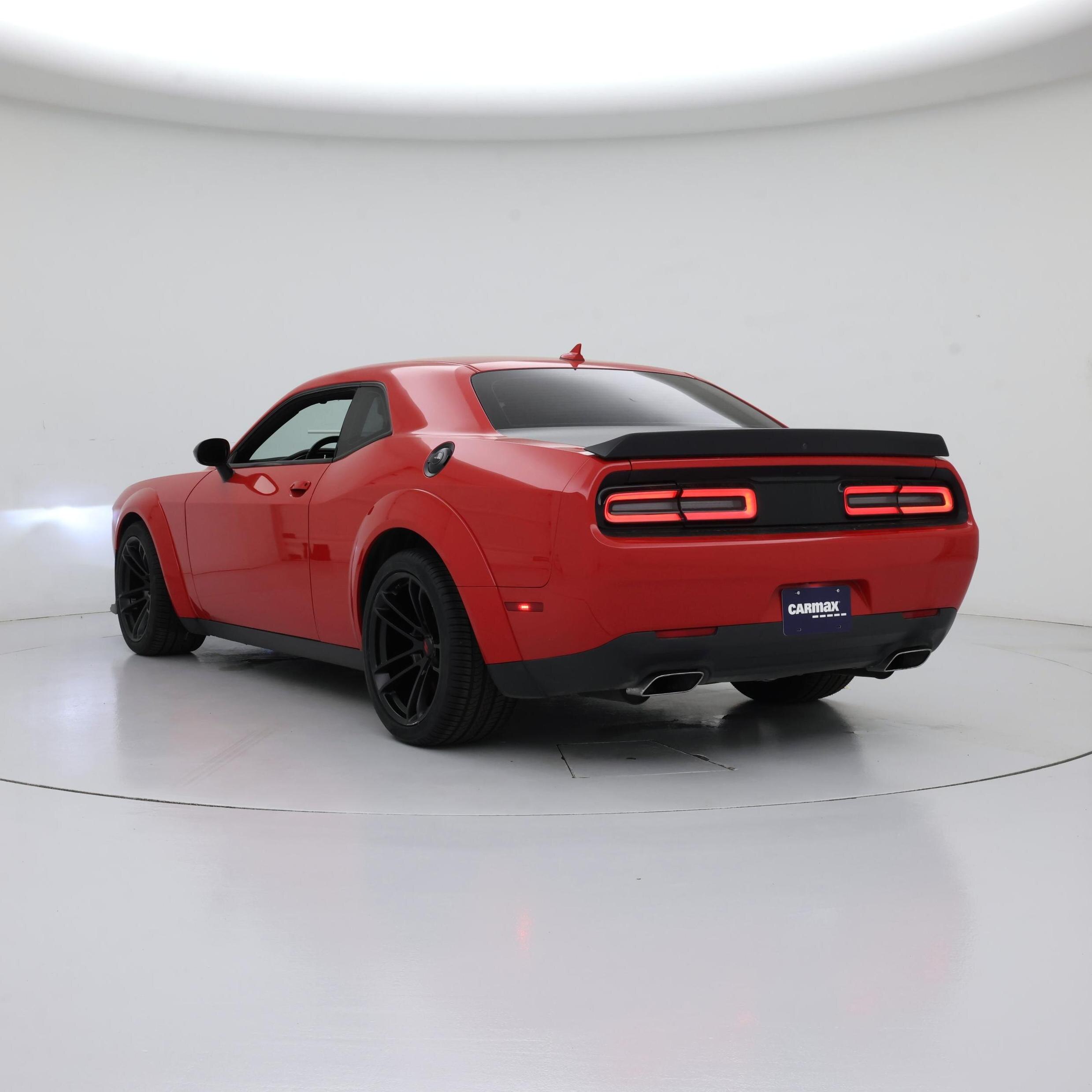 Thumbnail: 2019 Dodge Challenger - 2