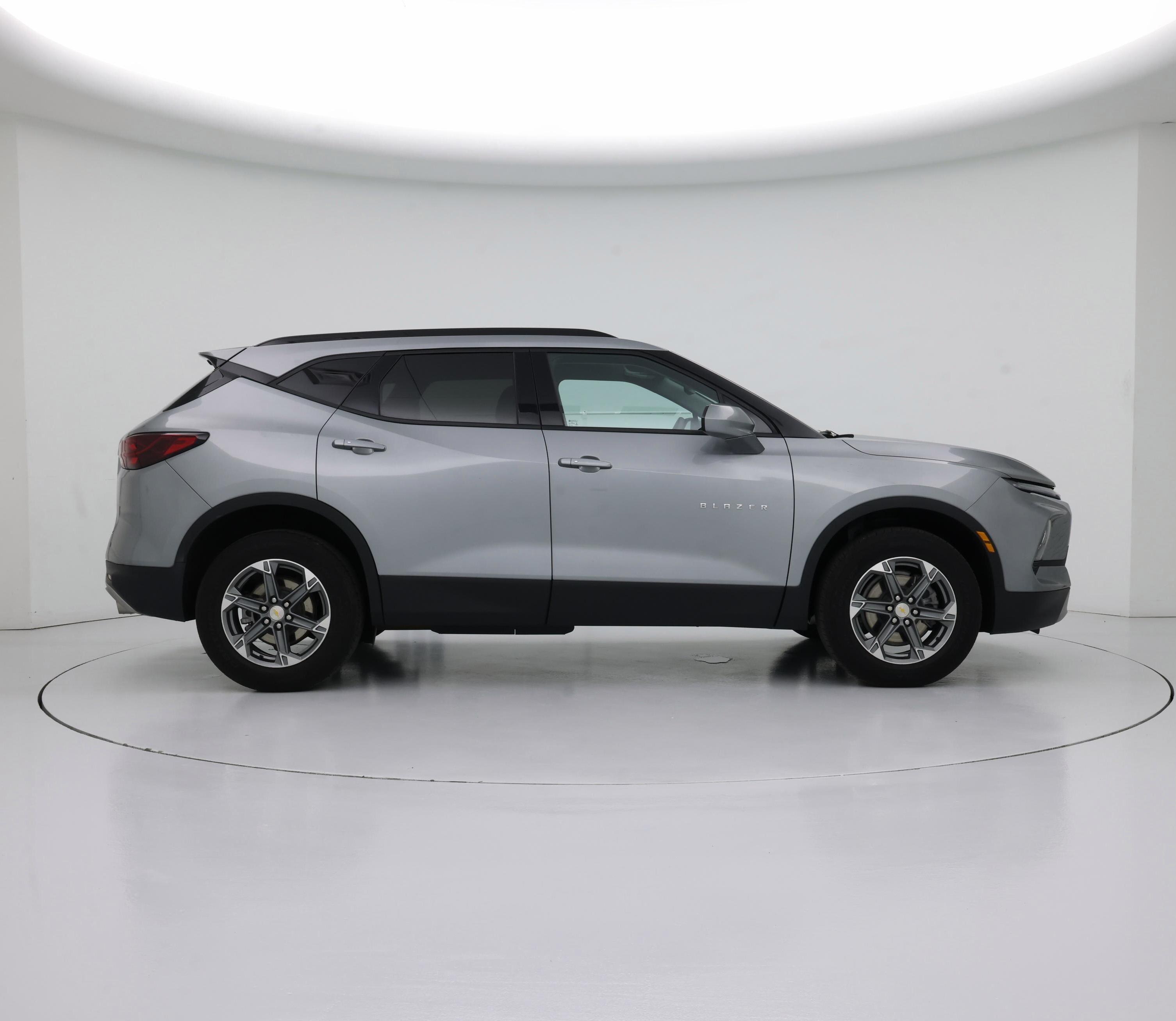 Thumbnail: 2023 Chevrolet Blazer - 7