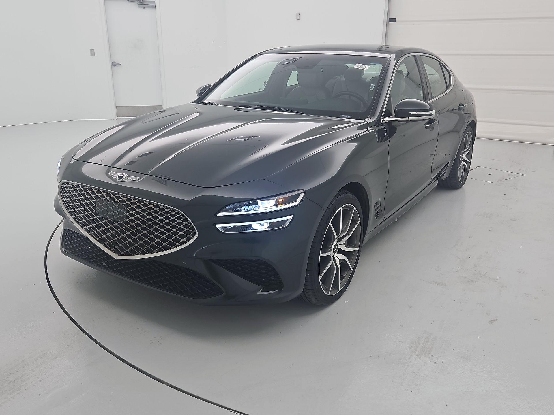Thumbnail: 2023 Genesis G70 - 3
