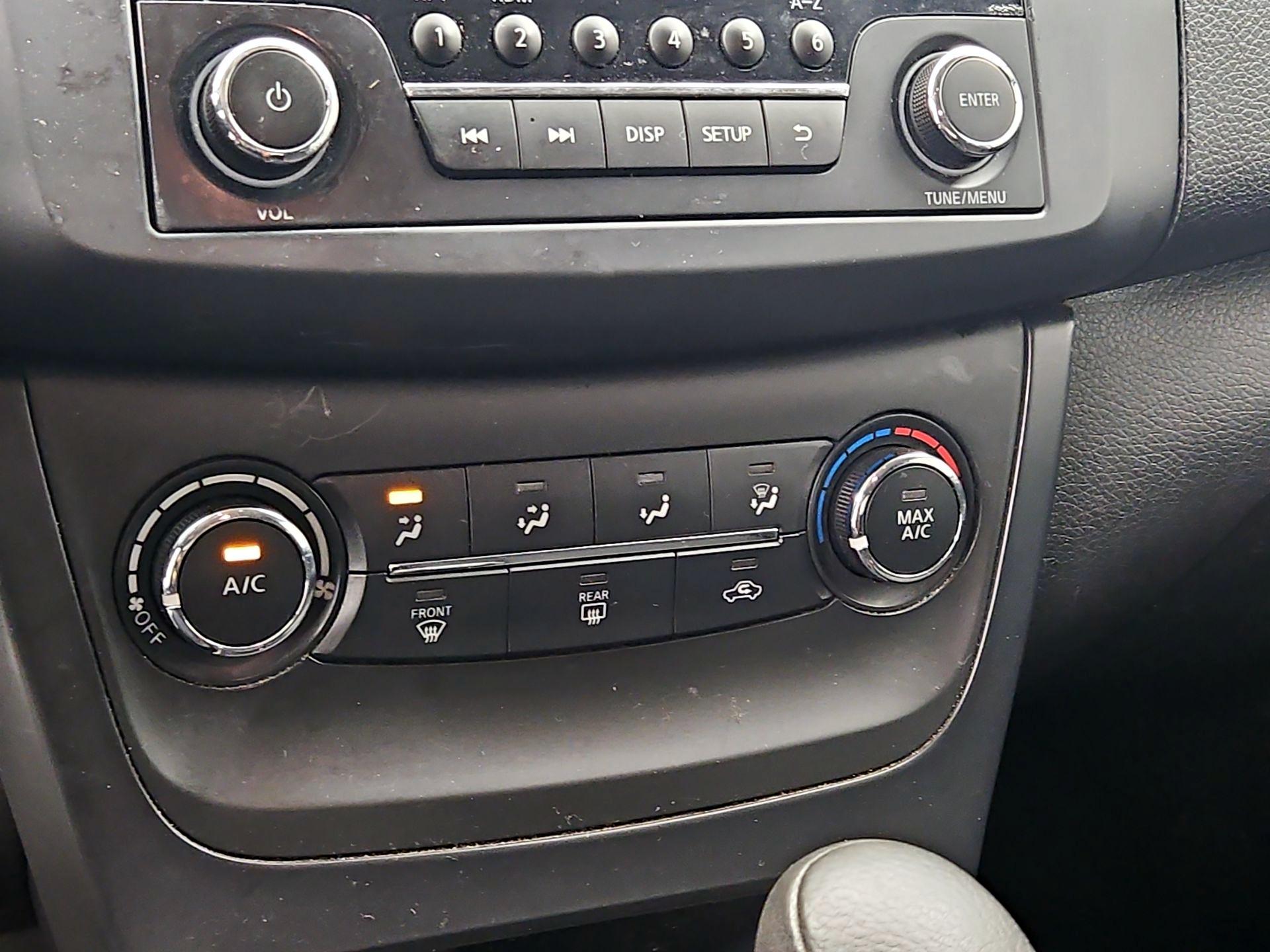 Thumbnail: 2016 Nissan Sentra - 15