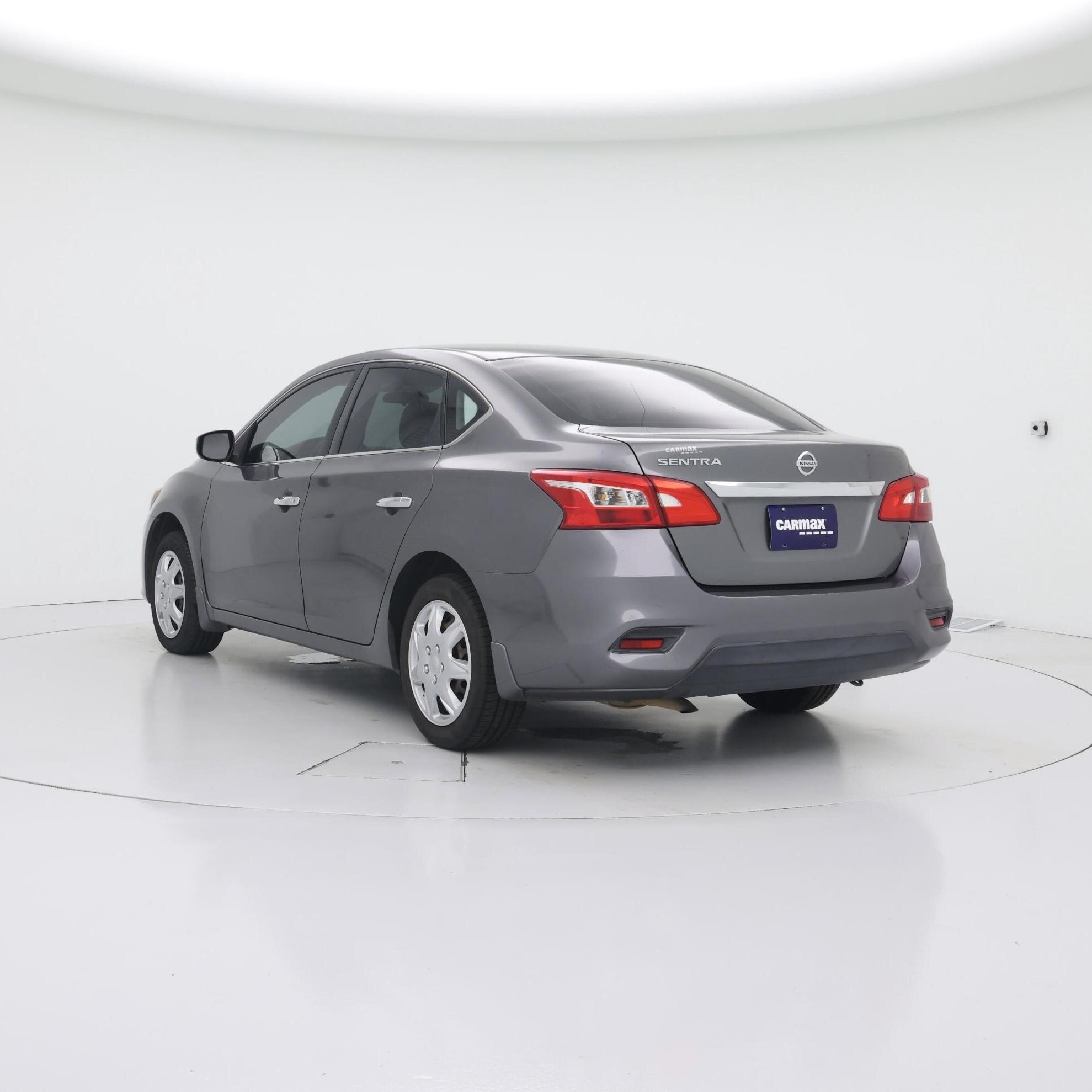 Thumbnail: 2016 Nissan Sentra - 2