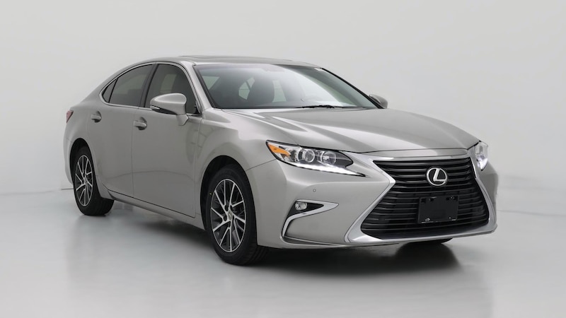 2016 Lexus ES 350 Hero Image