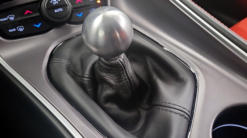 2022 Dodge Challenger R/T 17