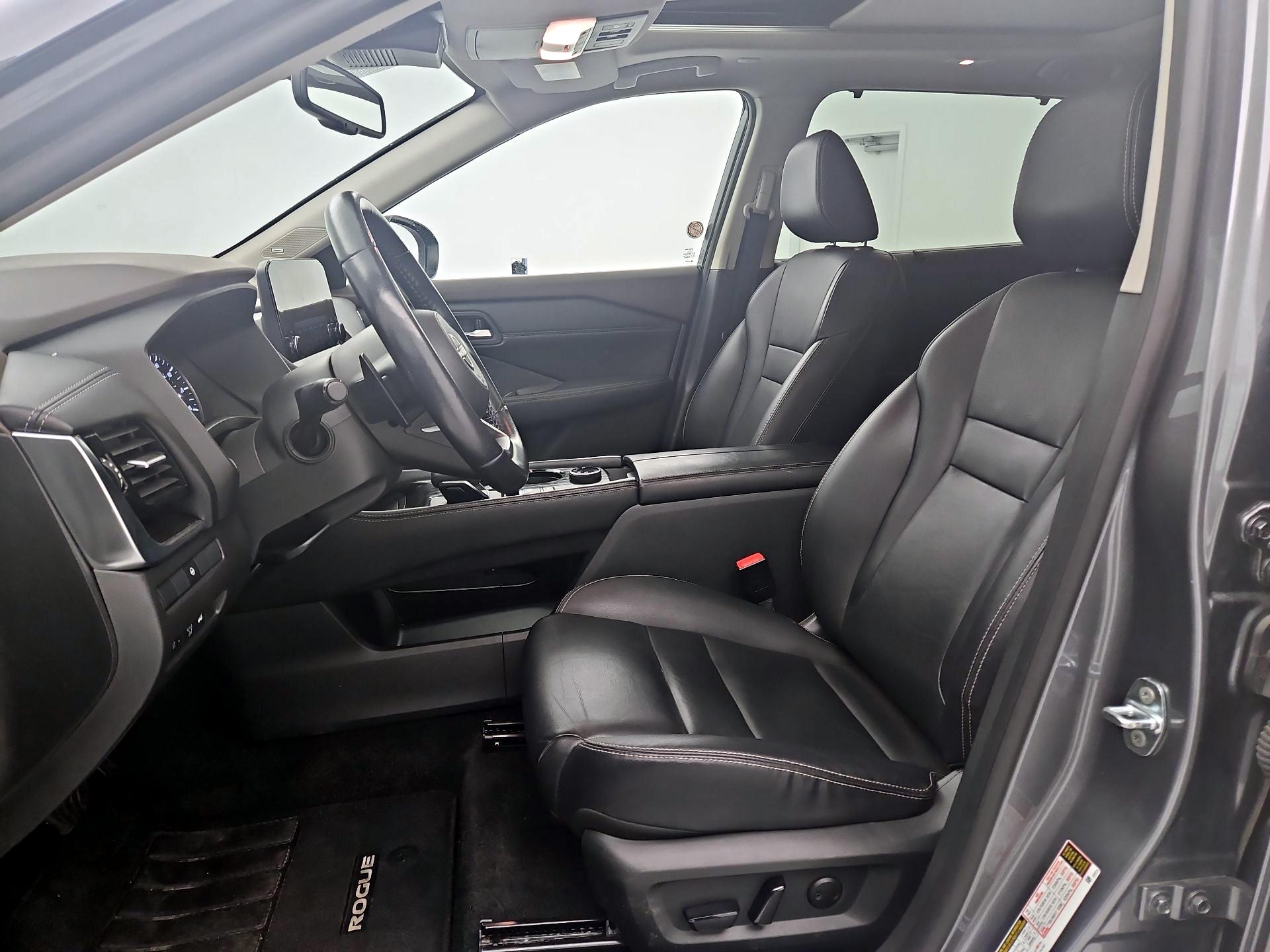Thumbnail: 2023 Nissan Rogue - 11