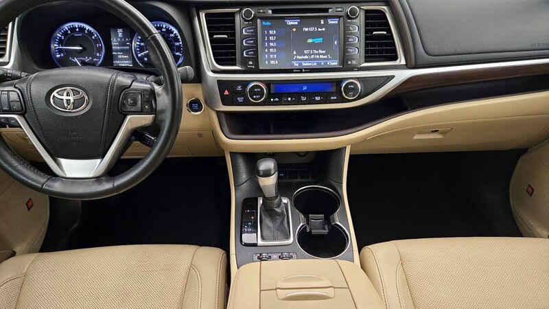 2015 Toyota Highlander Limited 9