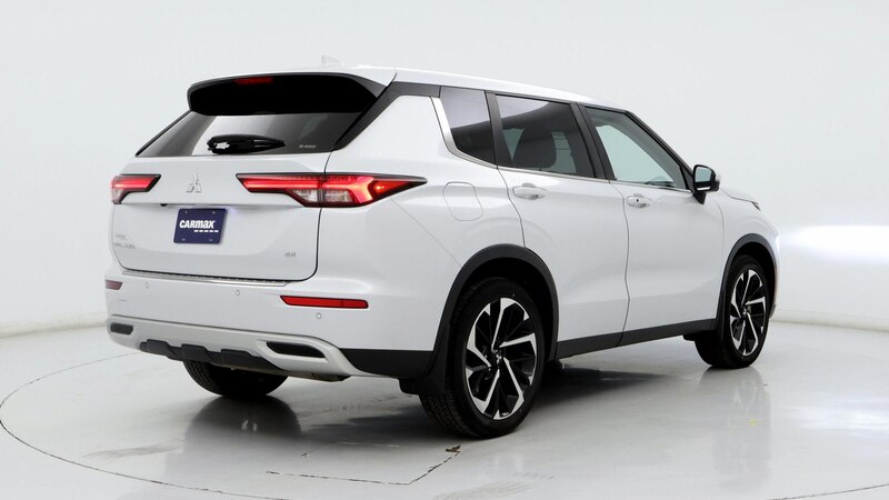 2022 Mitsubishi Outlander SE 8