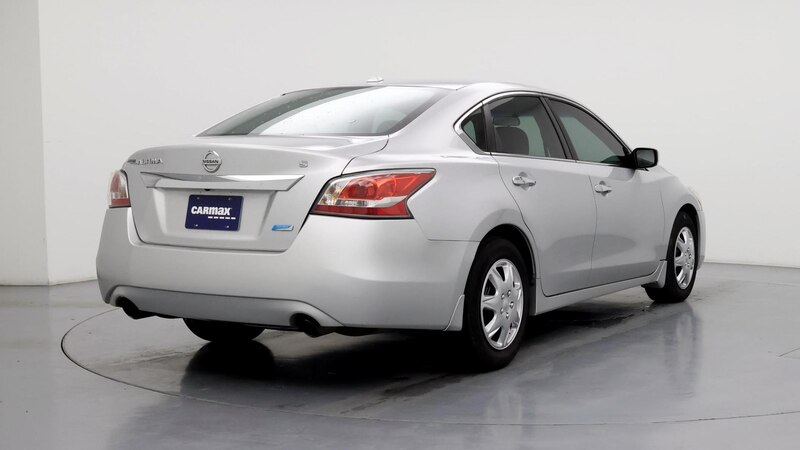 2014 Nissan Altima S 8