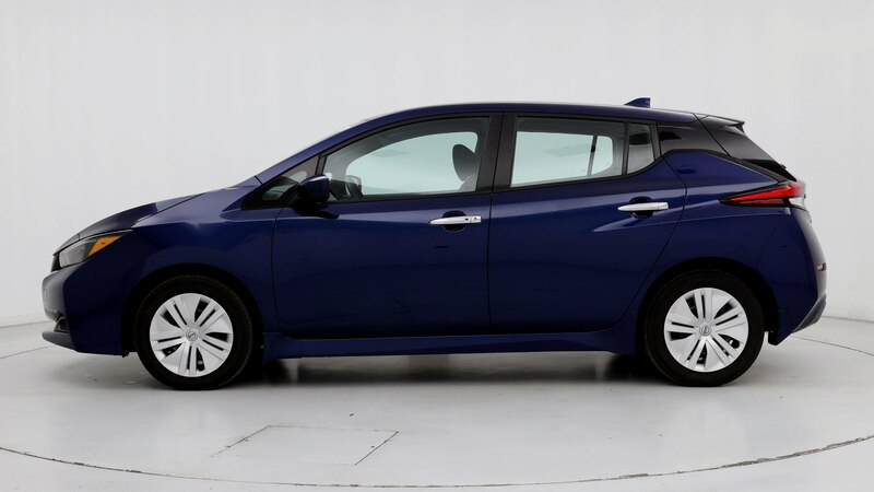 2023 Nissan Leaf S 3