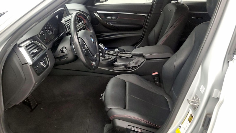 2017 BMW 3 Series 330i 11