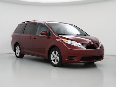 2017 Toyota Sienna LE -
                Bristol, TN