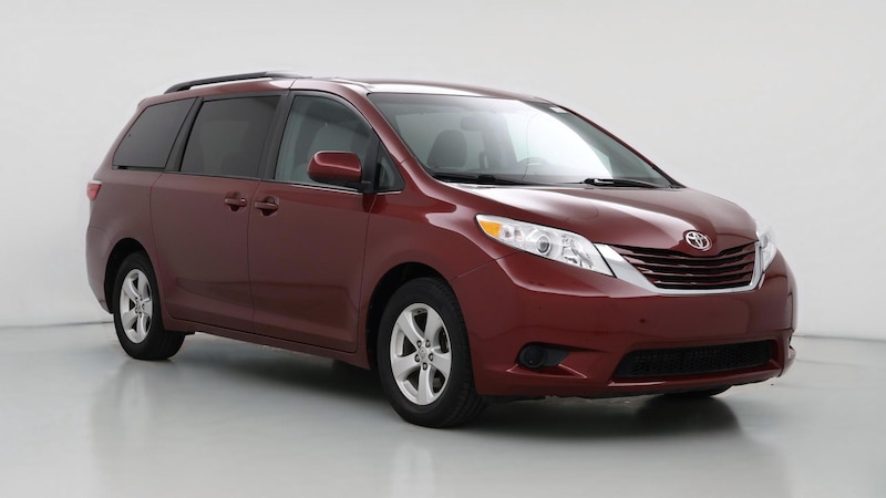 2017 Toyota Sienna LE Hero Image